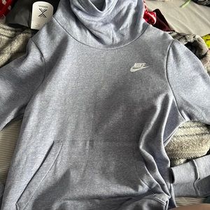 women’s nike hoodie